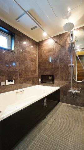 ヒルズレジデンシャルD23の浴室