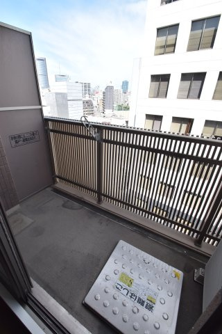 大阪市都島区東野田町１丁目の賃貸マンションのバルコニー