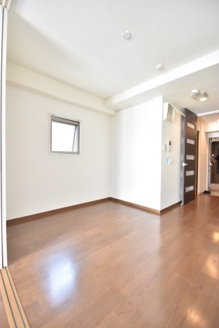 大阪市都島区東野田町１丁目の賃貸マンションの寝室