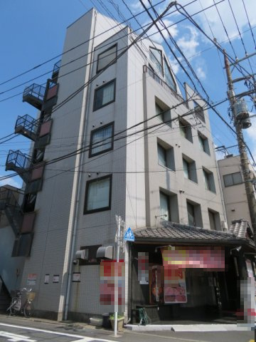 世田谷区上野毛１丁目のビル