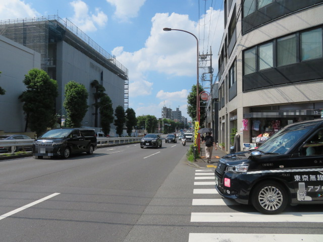世田谷区上野毛１丁目のビル