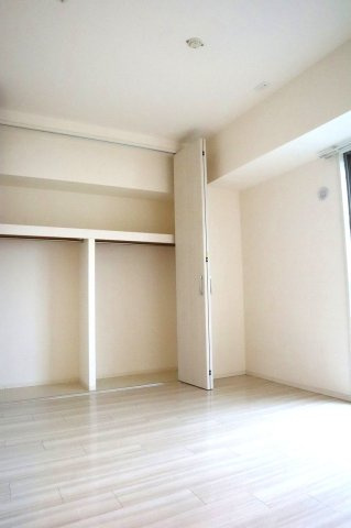 サーパス南田宮の洋室|洋室②5.4帖