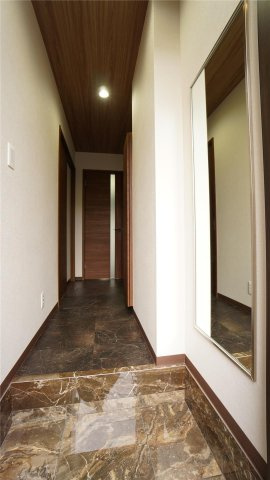 ヒルズレジデンシャルN26の玄関