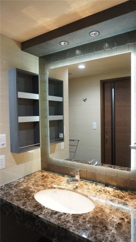 ヒルズレジデンシャルN26の独立洗面台