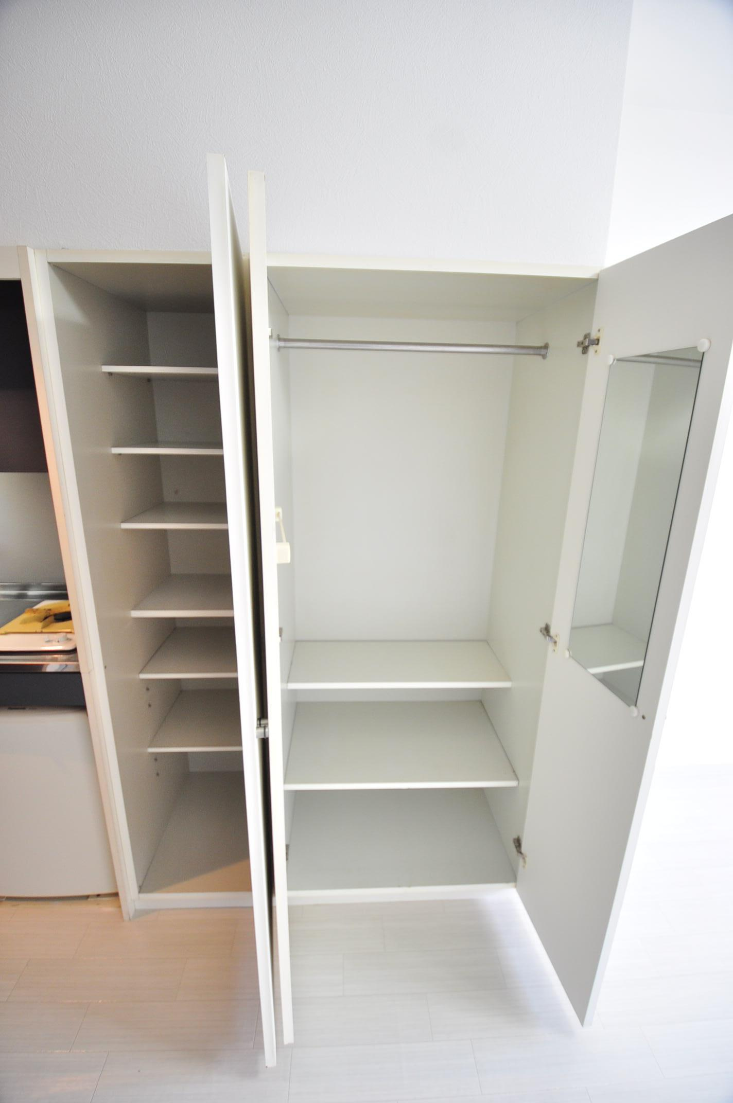 大阪市都島区都島本通４丁目の賃貸マンションの収納