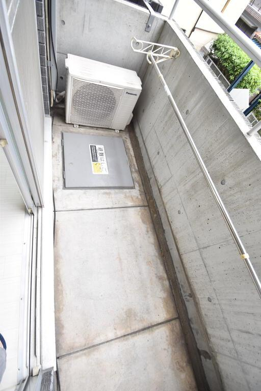 大阪市都島区都島本通４丁目の賃貸マンションのバルコニー