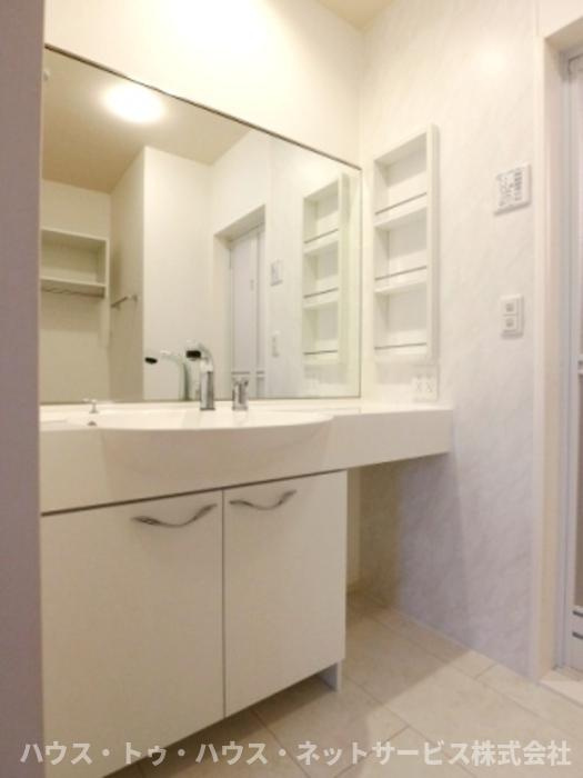 VILLETTAの洗面所