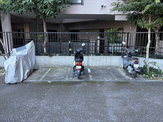 【駐輪場】の画像