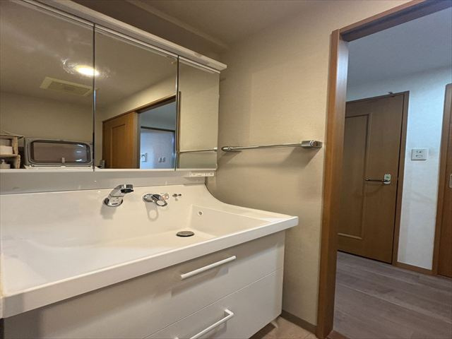 【独立洗面台】の画像