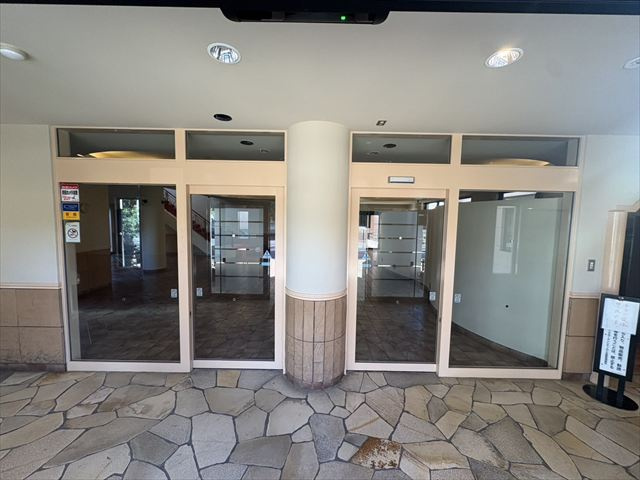 【エントランス】 | ライオンズガーデンシティふじみ野 | 管理体制良好です