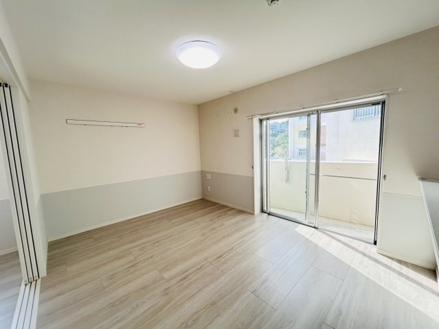 TREVO　YR　の居間・リビング