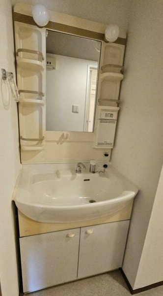 東灘コーストアヴェニュー弐番館の洗面所