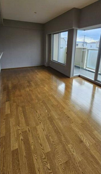 東灘コーストアヴェニュー弐番館の居間・リビング