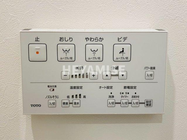 デ・クメール大橋の設備