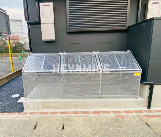 デ・クメール大橋のその他共用部分