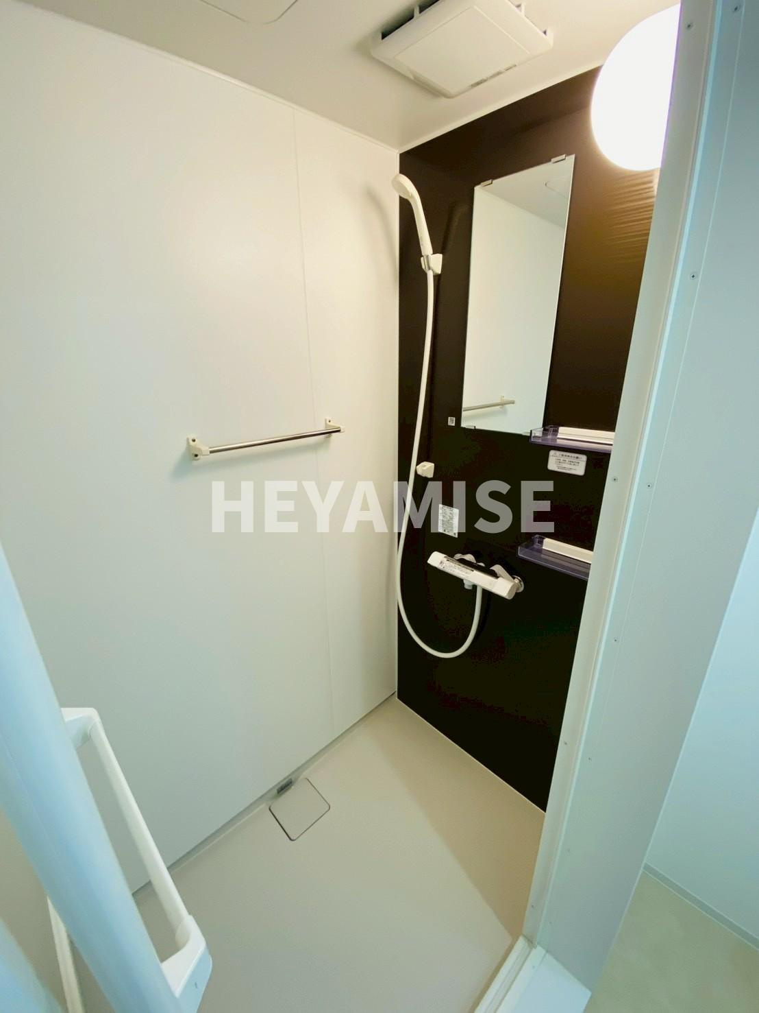 デ・クメール大橋のシャワールーム