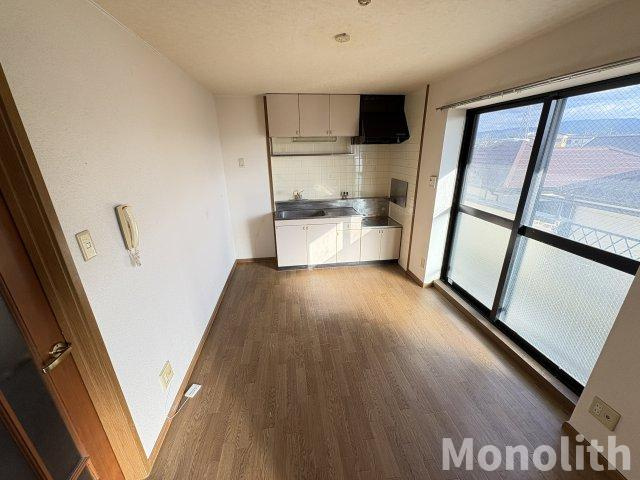 ハイネスアカデミーの居間・リビング