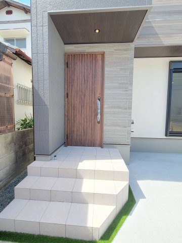 杭ノ瀬1区画（228-14）・新築戸建の玄関