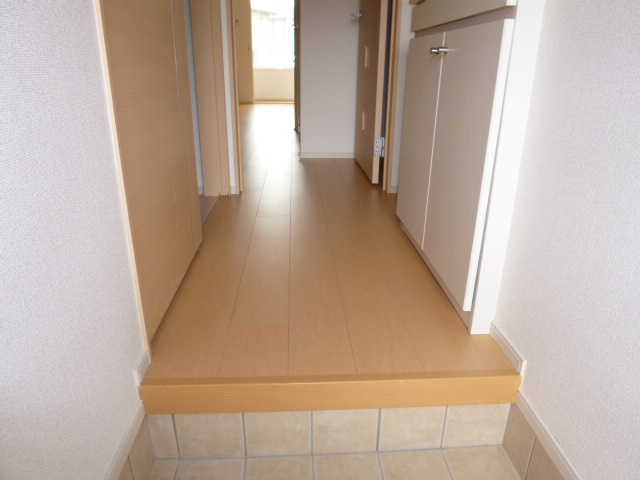 メゾン・フロイデの玄関