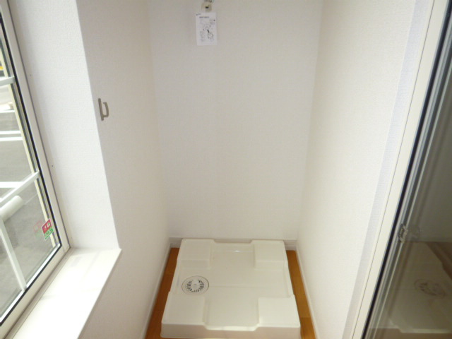 メゾン・フロイデのその他|洗濯機置き場