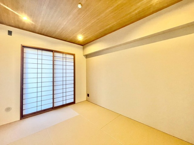 【和室】 | セントラルパレス東豊中 | エイブル売買事業部では、箕面市・豊中市・吹田市・池田市・茨木市・高槻市の北摂エリア全域で、物件のご紹介を致しております。北摂エリアにて購入物件をお探しの際は、当社までお問合せ下さいませ。