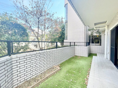 【庭】 | セントラルパレス東豊中 | 弊社のファイナンシャルプランナーより、将来に向けた資金計画・住宅ローンの無料相談が皆様に大変ご好評頂いております！物件ご購入の前に、まずはお気軽にご相談くださいませ。