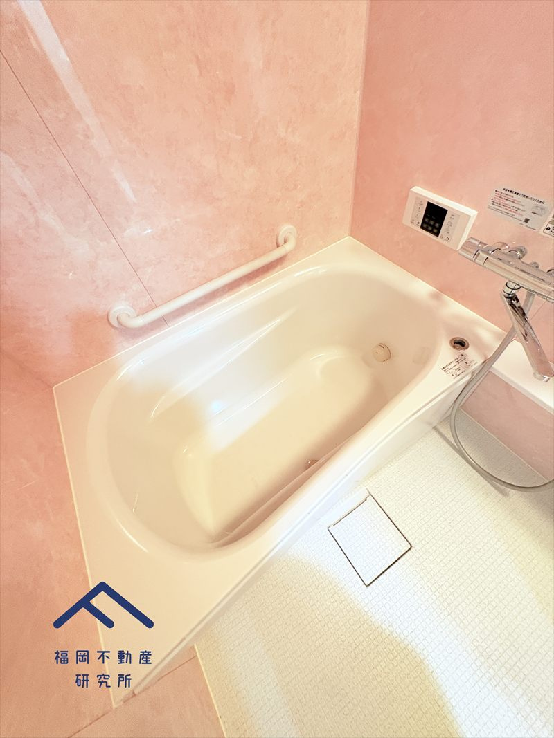 アーベインルネス諸岡壱号棟の浴室