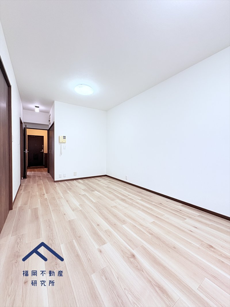 アーベインルネス諸岡壱号棟の居間・リビング