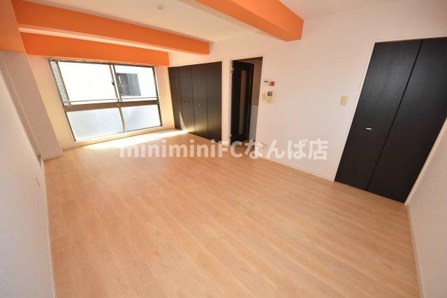 アンビション安堂寺の居間・リビング