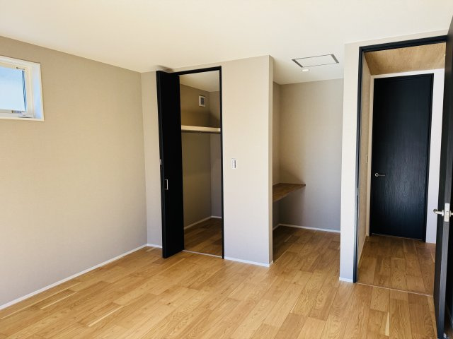 八王子市　めじろ台　新築一戸建ての収納|～ウォークインクローゼットでお荷物がスッキリ収まります～