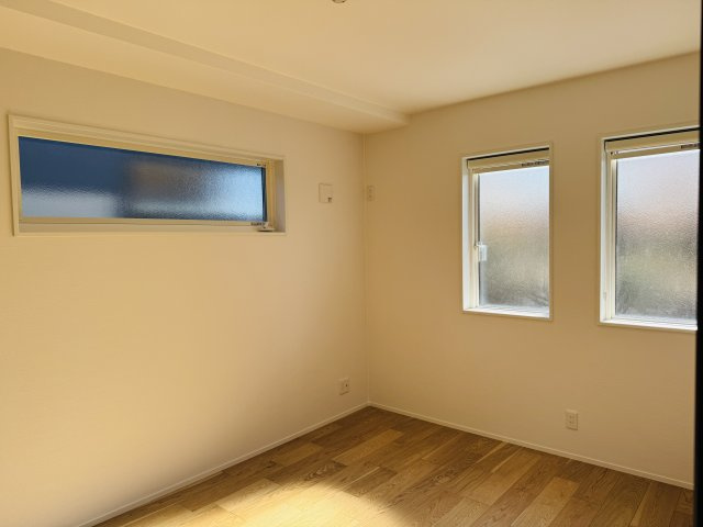 八王子市　めじろ台　新築未入居戸建ての子供部屋|～2階6.0帖の洋室　2面採光で明るく風通しの良いお部屋です～