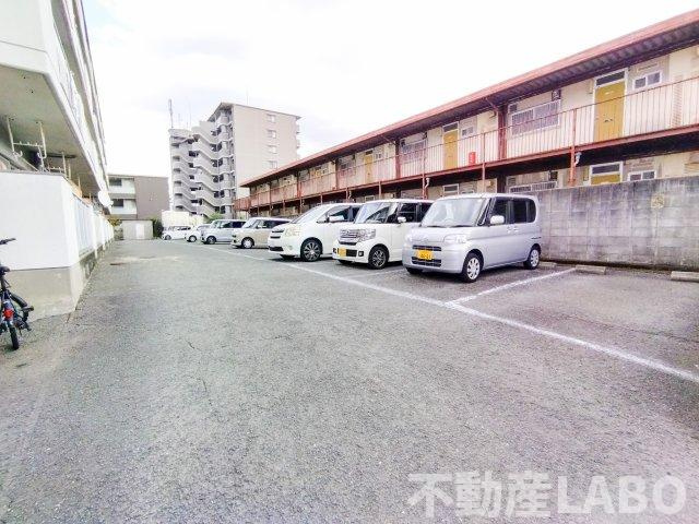 ハイム太子堂の駐車場