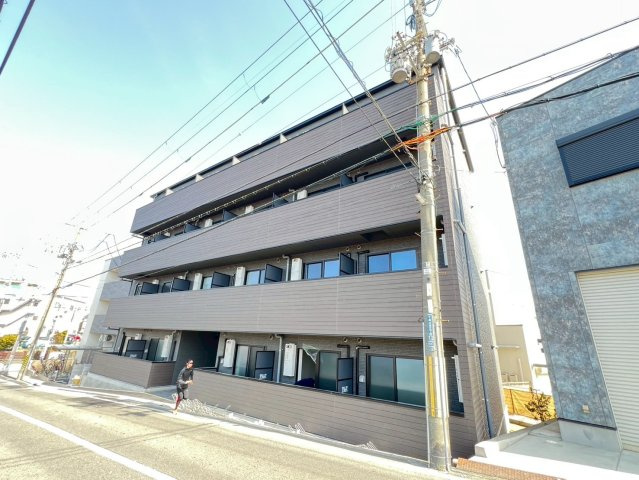 KOREYIELD千里丘の外観