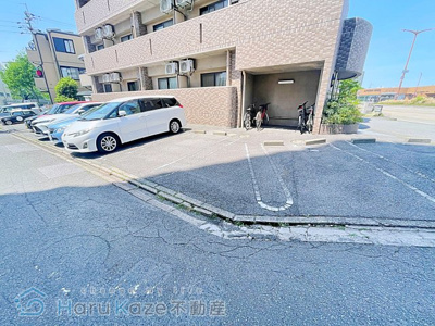 【駐車場】 | グランデール【名古屋市賃貸・洗面脱衣室】