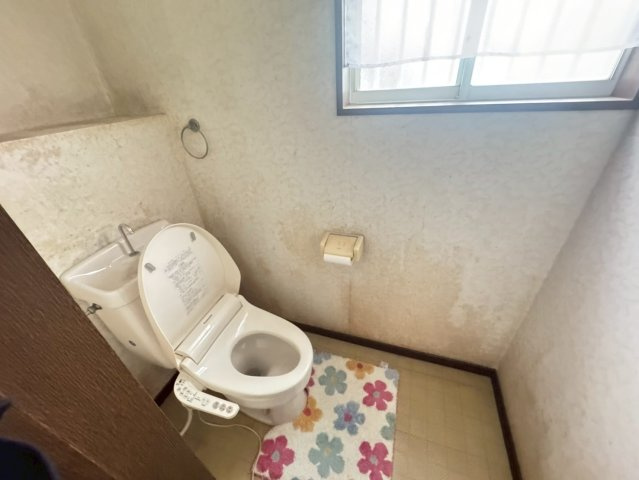 古河市水海　中古戸建のトイレ
