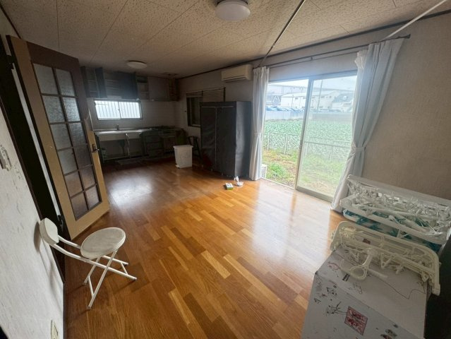 古河市水海　中古戸建の居間・リビング