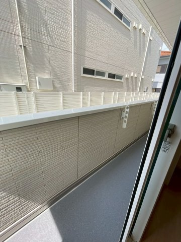 【バルコニー】