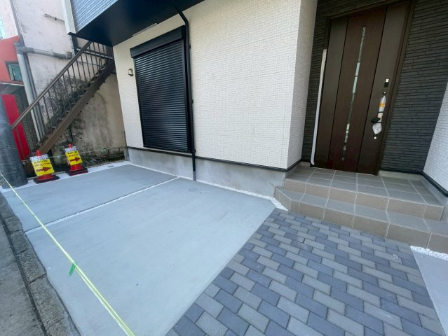 横浜市鶴見区寛政町 新築戸建て【仲介手数料無料】