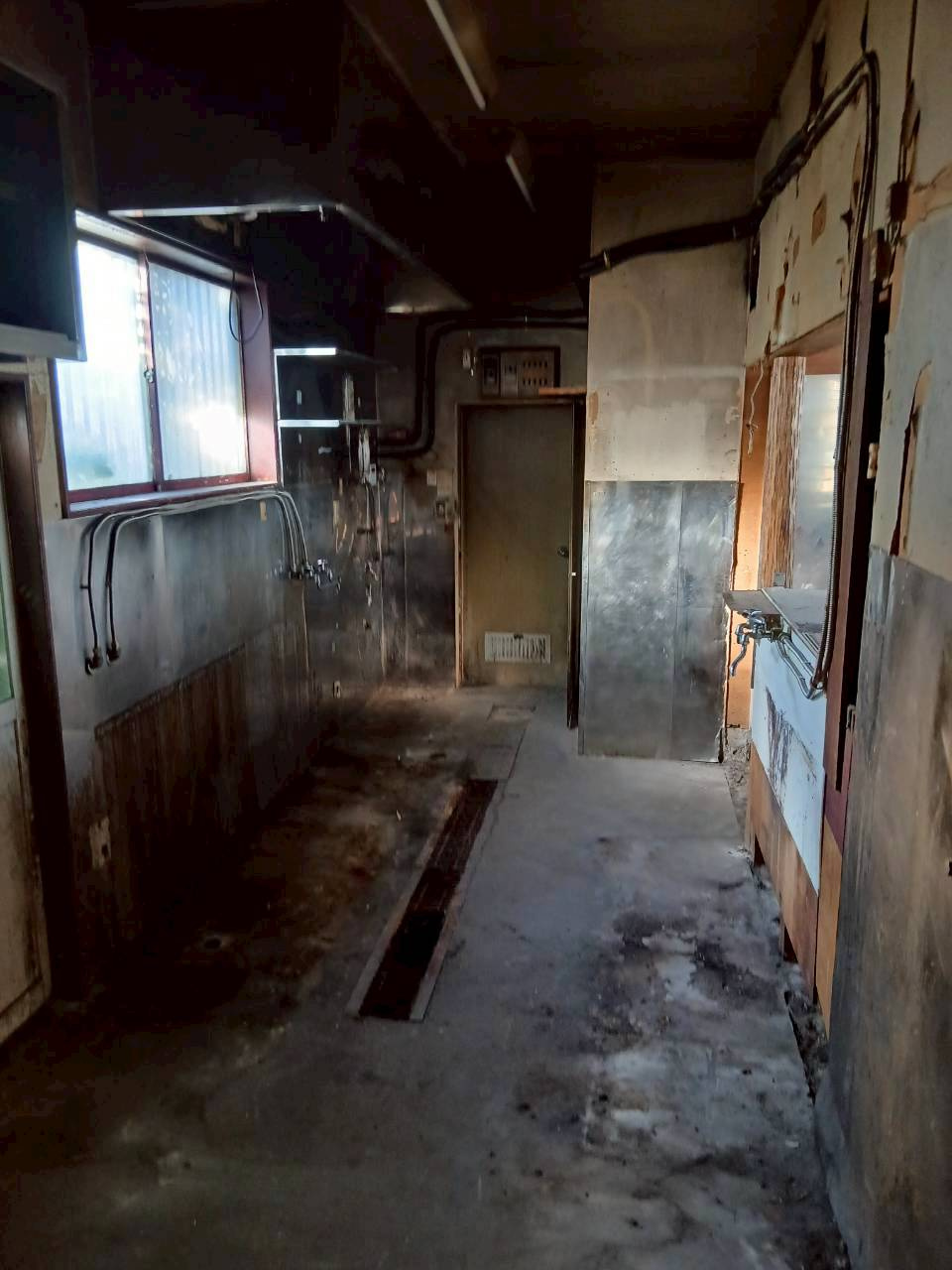 滑川町小野店舗の内装