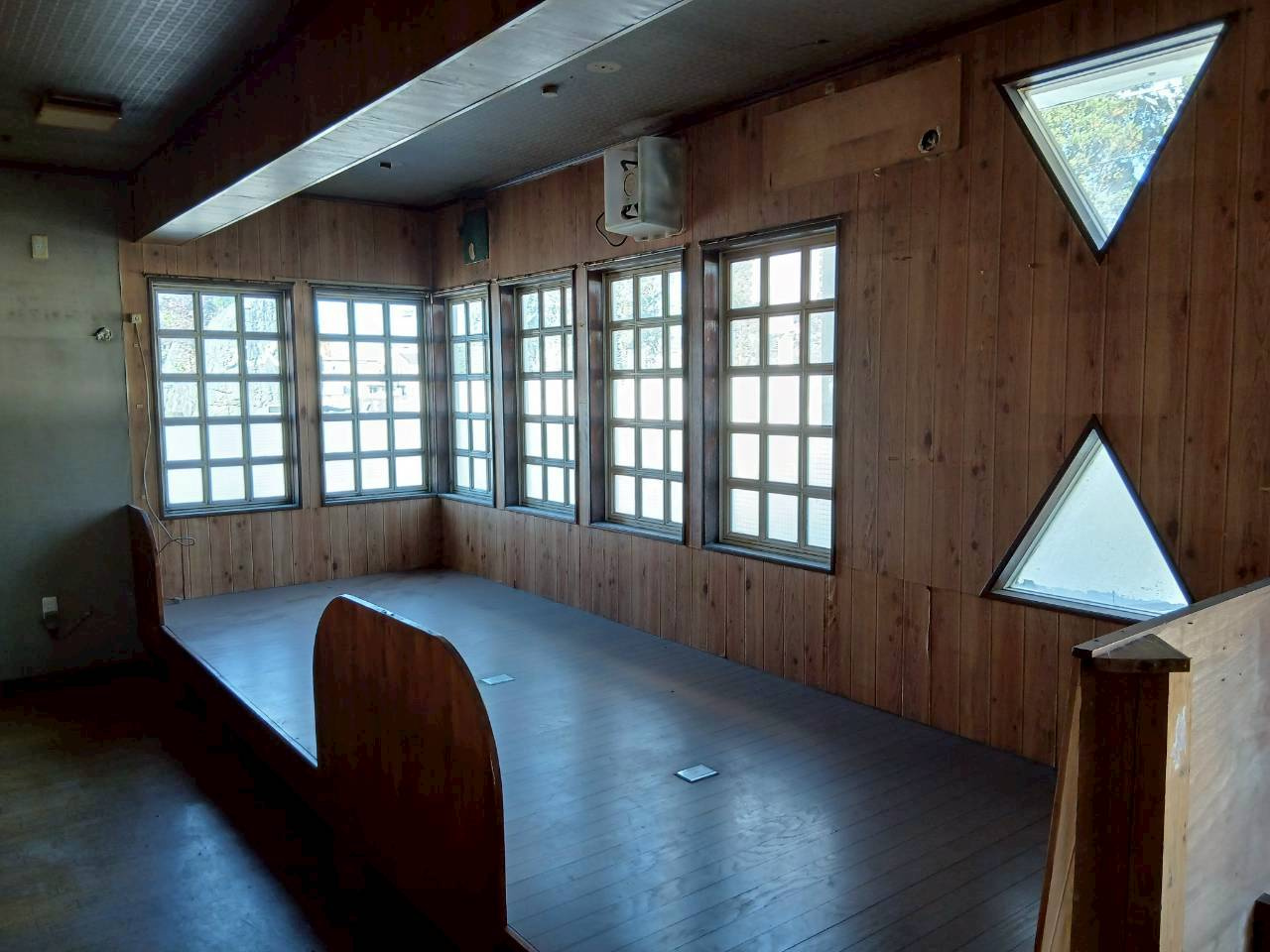 滑川町小野店舗の内装