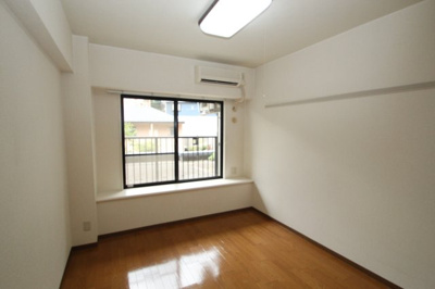 【居間・リビング】 | アビタシオン根岸Ⅲ