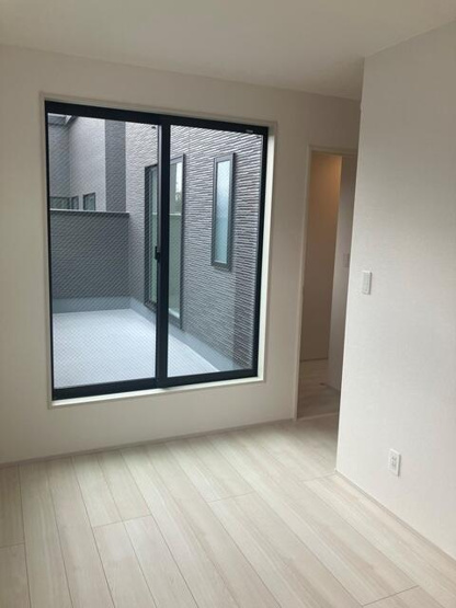 【洋室】 | 稲城市東長沼７期11号棟 |  