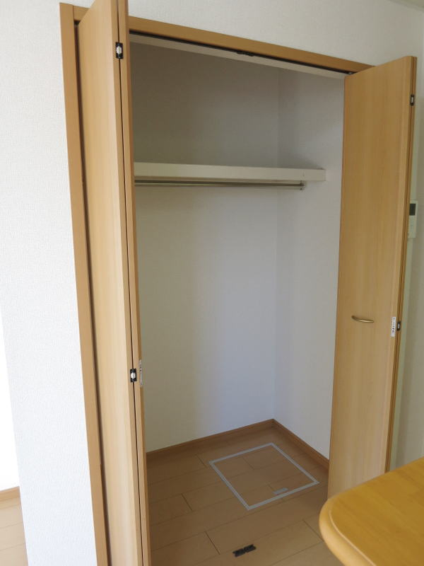 セントラル道本Ａの収納