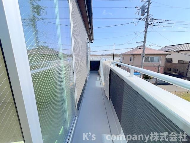 茅ヶ崎市萩園　新築戸建　1号棟のバルコニー|2部屋続きの広いバルコニー☆