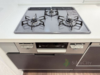 【キッチン】 | ネオコーポ芦花公園C棟 | 三口ガスコンログリル付