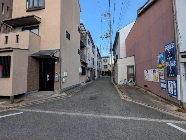 西九条大国町の前面道路含む現地写真
