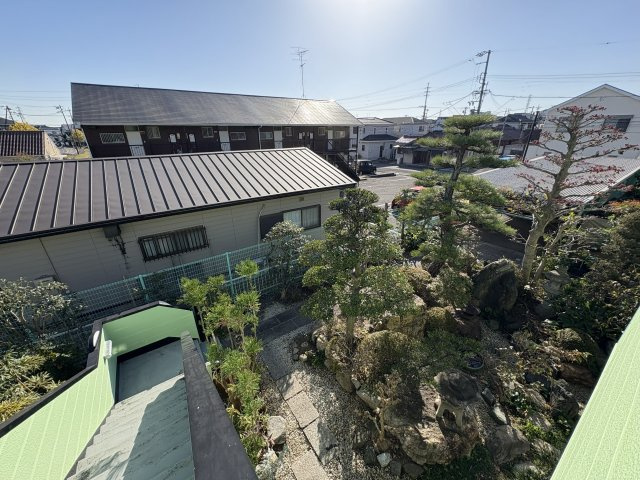 半田市長根町1丁目の庭|2F玄関からの展望