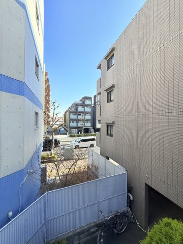 小茂根４丁目中古戸建のその他|小屋根裏収納