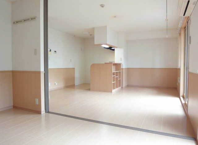 【居間・リビング】