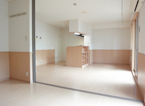 【居間・リビング】